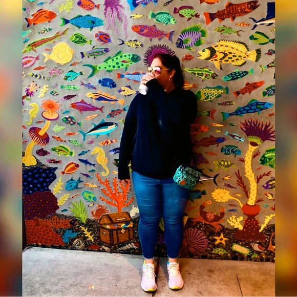 Meet your Posher, Steph - Picture 1 of 1